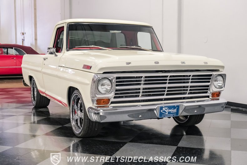 Unknown-F-100-1967-WImbledon-White-Red-30