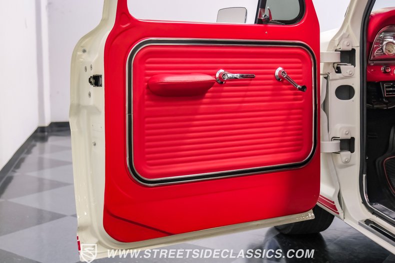 Unknown-F-100-1967-WImbledon-White-Red-32