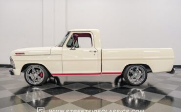 Unknown-F-100-1967-WImbledon-White-Red