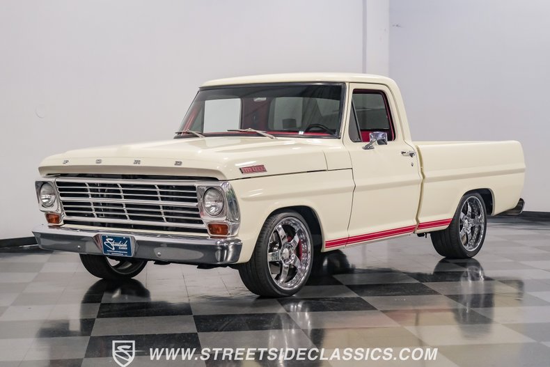 Unknown-F-100-1967-WImbledon-White-Red-8
