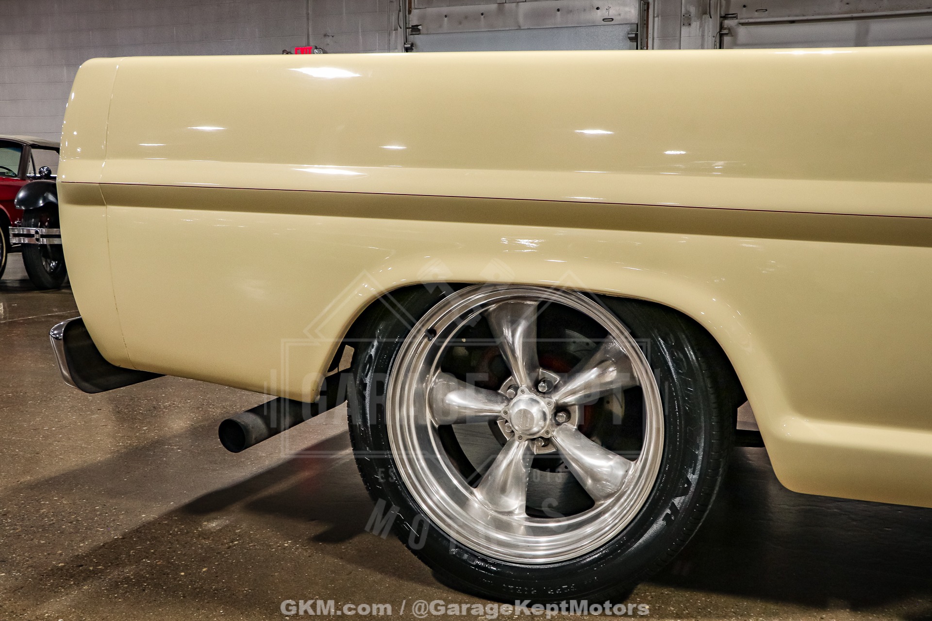 Unknown-F-100-1967-Yellow-Red-24