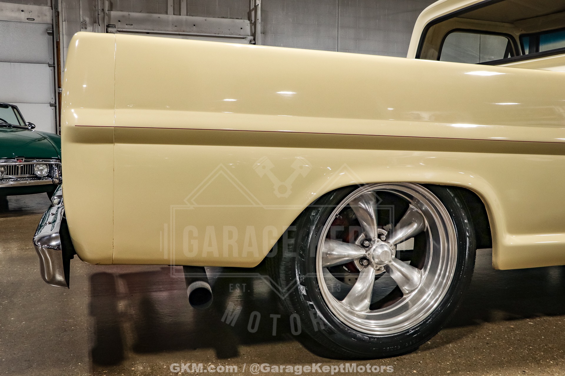 Unknown-F-100-1967-Yellow-Red-46