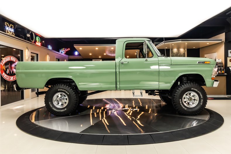 Unknown-F-100-1971-Boxwood-Green-17