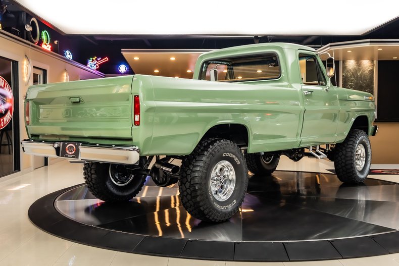 Unknown-F-100-1971-Boxwood-Green-18