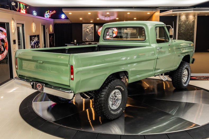 Unknown-F-100-1971-Boxwood-Green-19