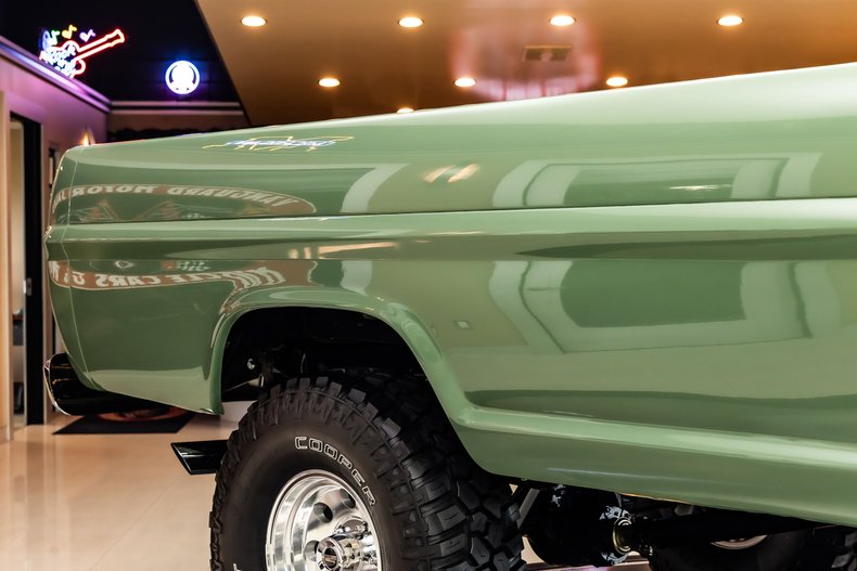 Unknown-F-100-1971-Boxwood-Green-28