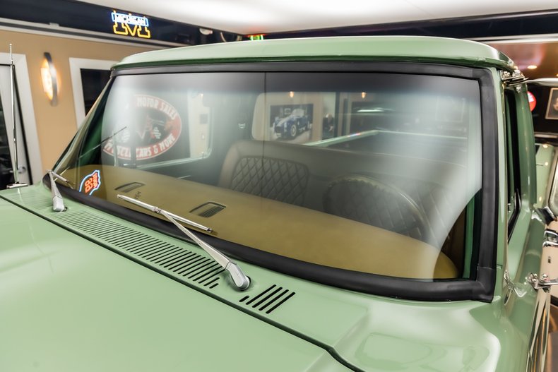 Unknown-F-100-1971-Boxwood-Green-32