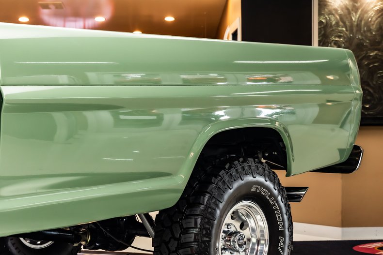 Unknown-F-100-1971-Boxwood-Green-36