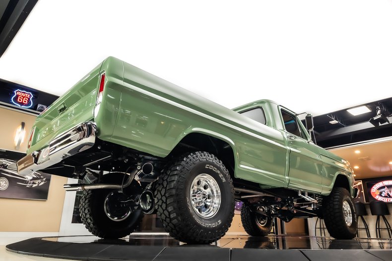 Unknown-F-100-1971-Boxwood-Green-44