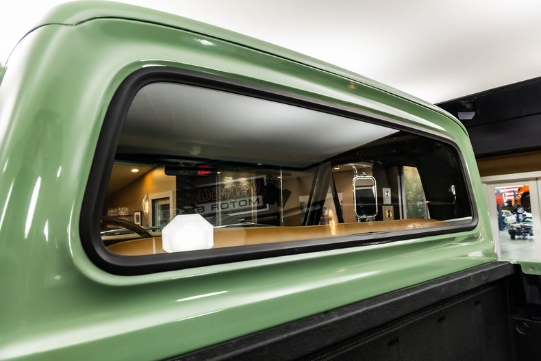 Unknown-F-100-1971-Boxwood-Green-5