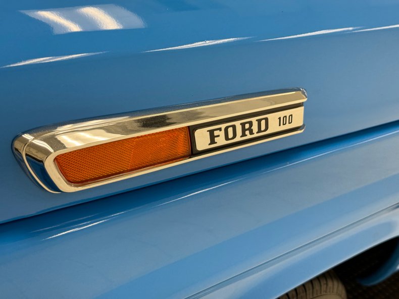 Unknown-F-100-1972-Grabber-Blue-Saddle-10