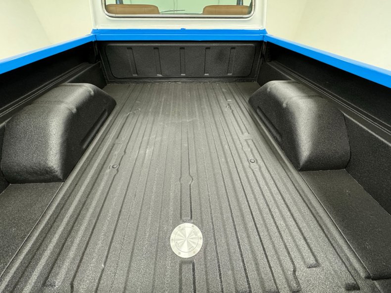 Unknown-F-100-1972-Grabber-Blue-Saddle-27