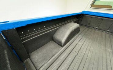 Unknown-F-100-1972-Grabber-Blue-Saddle-28