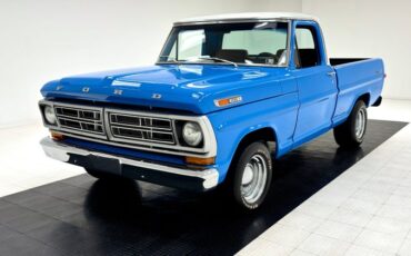 Unknown-F-100-1972-Grabber-Blue-Saddle