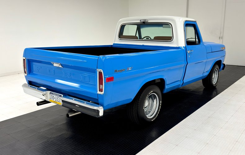 Unknown-F-100-1972-Grabber-Blue-Saddle-4