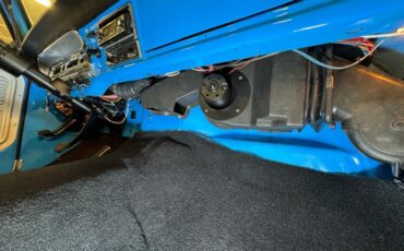 Unknown-F-100-1972-Grabber-Blue-Saddle-40