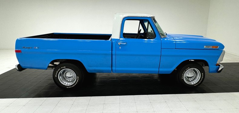 Unknown-F-100-1972-Grabber-Blue-Saddle-5