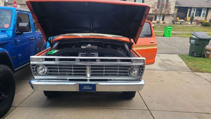 Unknown-F-100-1973-Orange-7