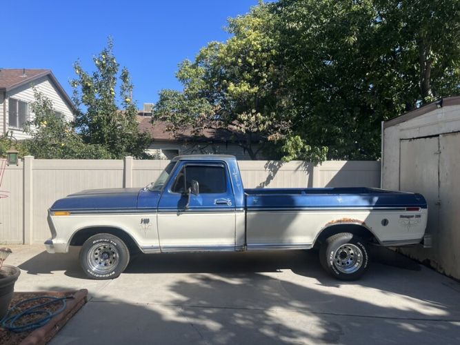 Unknown-F-100-1975-Blue-Blue-8