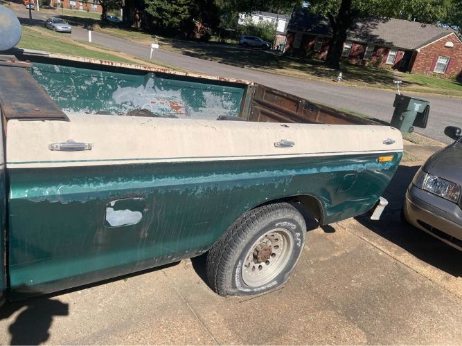 Unknown-F-250-1974-Green-5