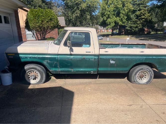 Unknown-F-250-1974-Green