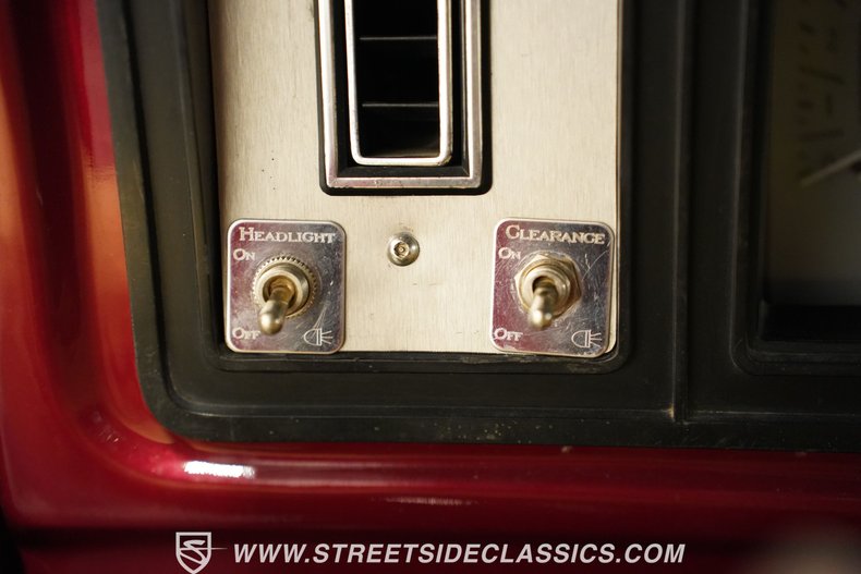 Unknown-F-350-1974-Maroon-Black-11