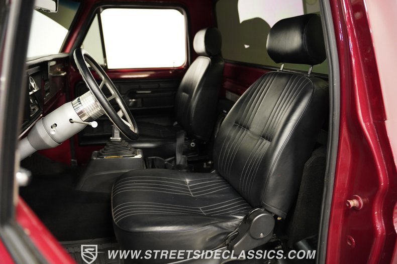 Unknown-F-350-1974-Maroon-Black-14