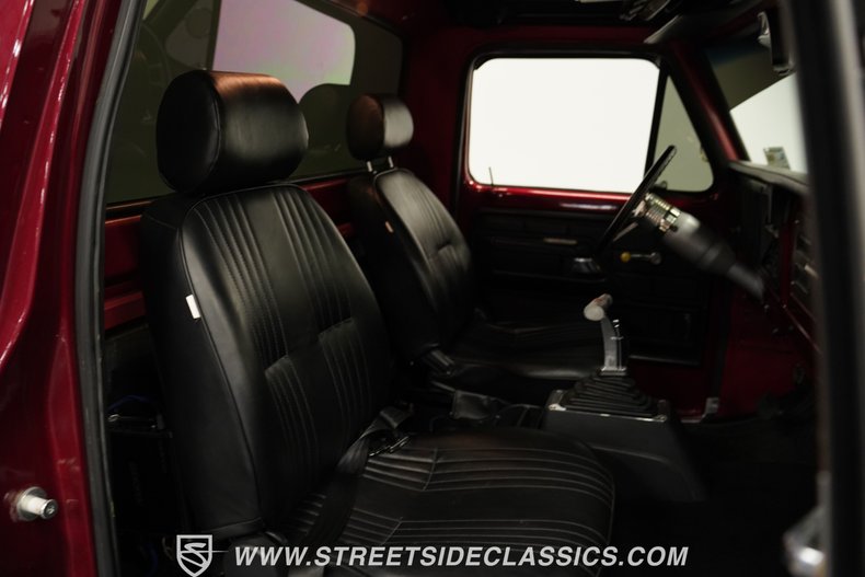 Unknown-F-350-1974-Maroon-Black-15