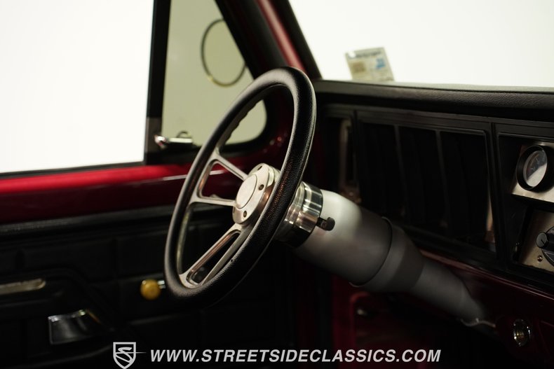 Unknown-F-350-1974-Maroon-Black-16