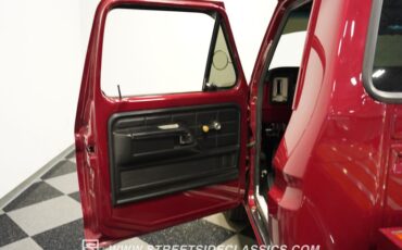 Unknown-F-350-1974-Maroon-Black-41