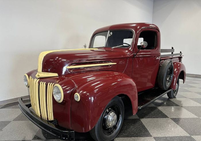 Unknown-F1-1946-Maroon-1