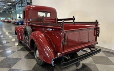 Unknown-F1-1946-Maroon-15