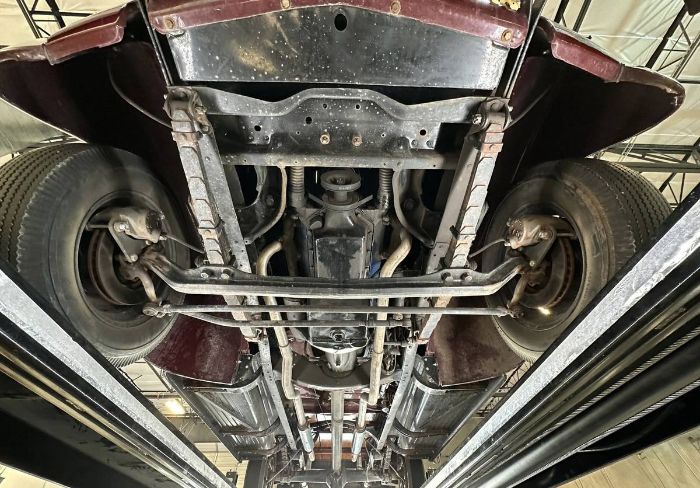 Unknown-F1-1946-Maroon-7