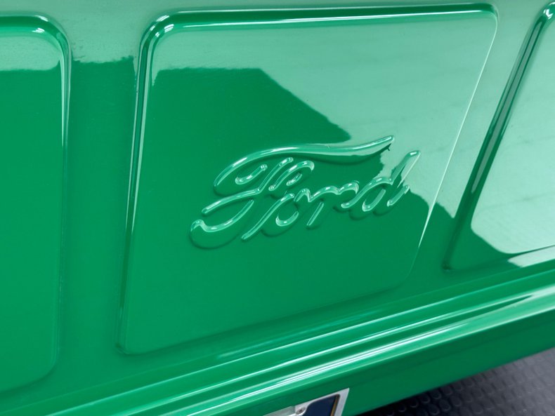 Unknown-F1-1947-Medium-Green-Ivory-20