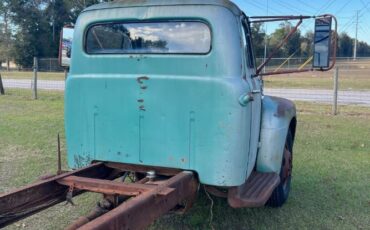 Unknown-F6-1952-Green-Black-1