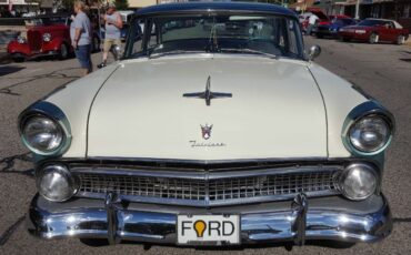 Unknown-Fairlane-1955-11