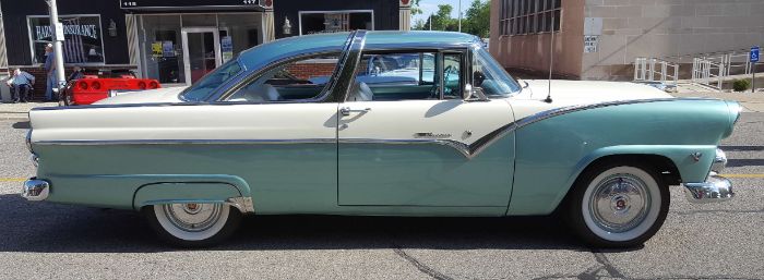Unknown-Fairlane-1955-17