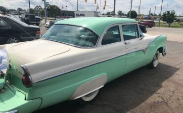Unknown-Fairlane-1955-2