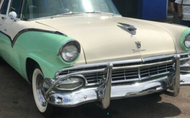 Unknown-Fairlane-1955-3