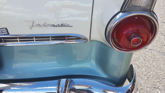 Unknown-Fairlane-1955-5