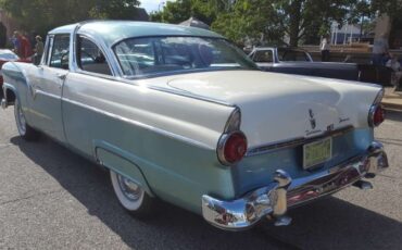 Unknown-Fairlane-1955-7