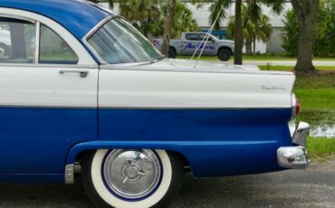 Unknown-Fairlane-1955-Blue-White-Blue-10