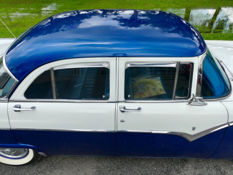 Unknown-Fairlane-1955-Blue-White-Blue-14