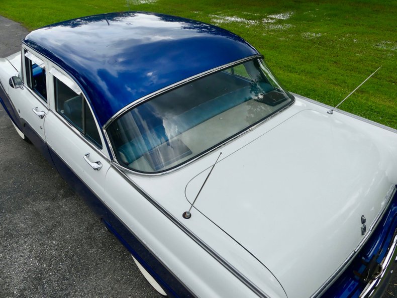 Unknown-Fairlane-1955-Blue-White-Blue-18