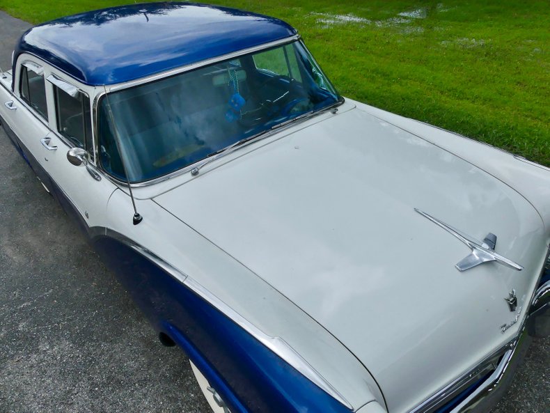 Unknown-Fairlane-1955-Blue-White-Blue-19