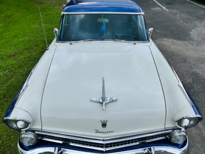 Unknown-Fairlane-1955-Blue-White-Blue-20