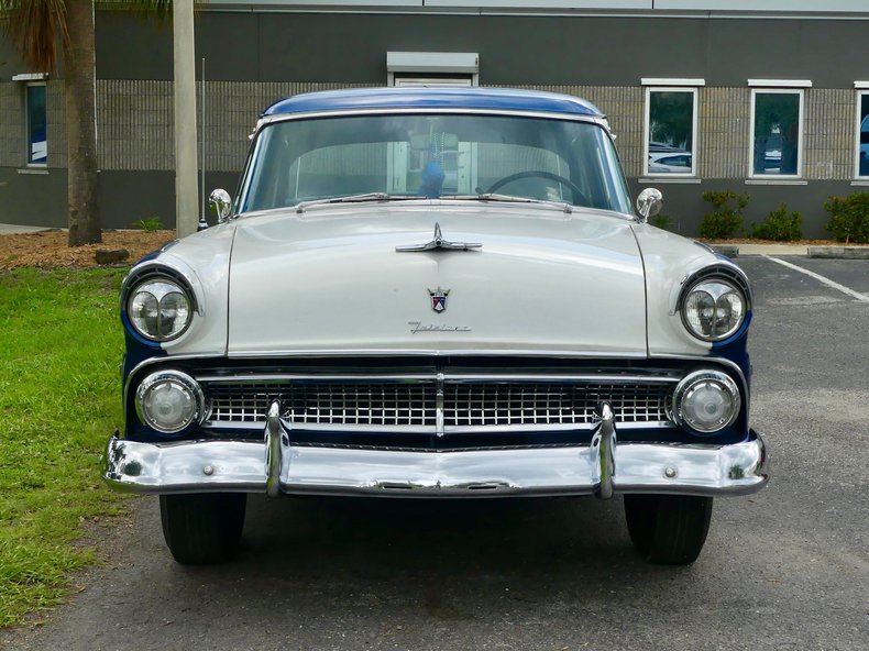 Unknown-Fairlane-1955-Blue-White-Blue-48