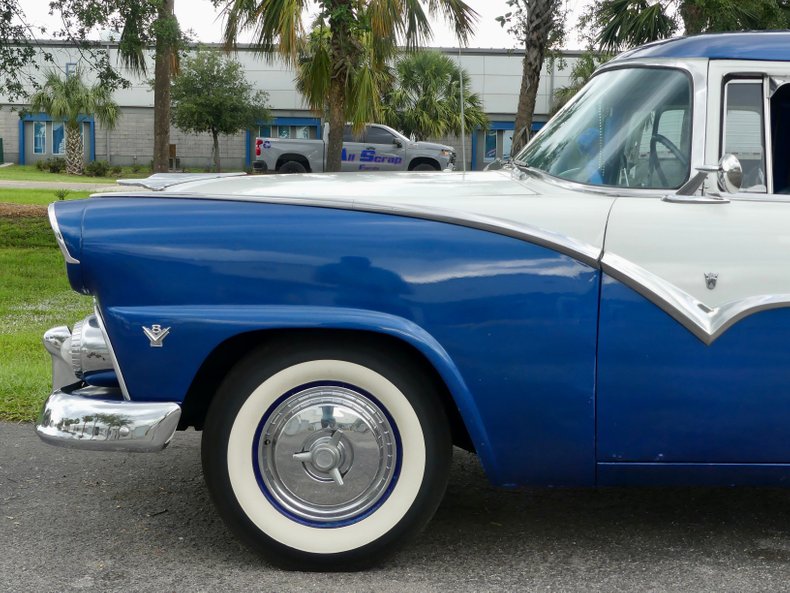 Unknown-Fairlane-1955-Blue-White-Blue-9