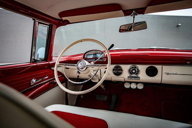 Unknown-Fairlane-1955-White-amp-Red-White-amp-Red-13