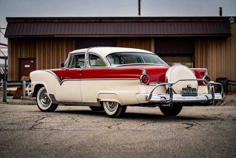 Unknown-Fairlane-1955-White-amp-Red-White-amp-Red-15
